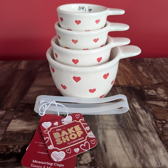 Rae Dunn Other - ❌SOLD❌Bakeshop Stacking Valentine's Day Measuring Cup Set with Heart Design